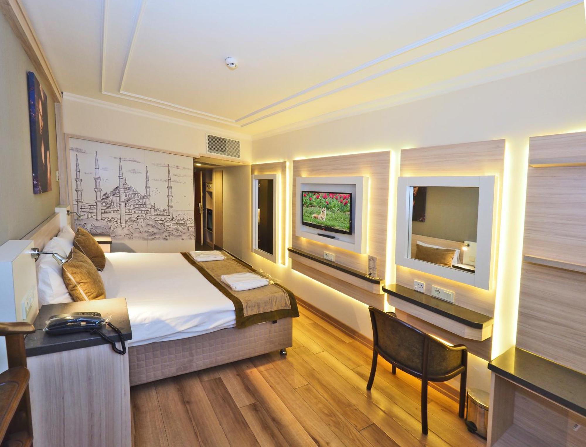 Hotel Bulvar Palas Istanbul Eksteriør billede